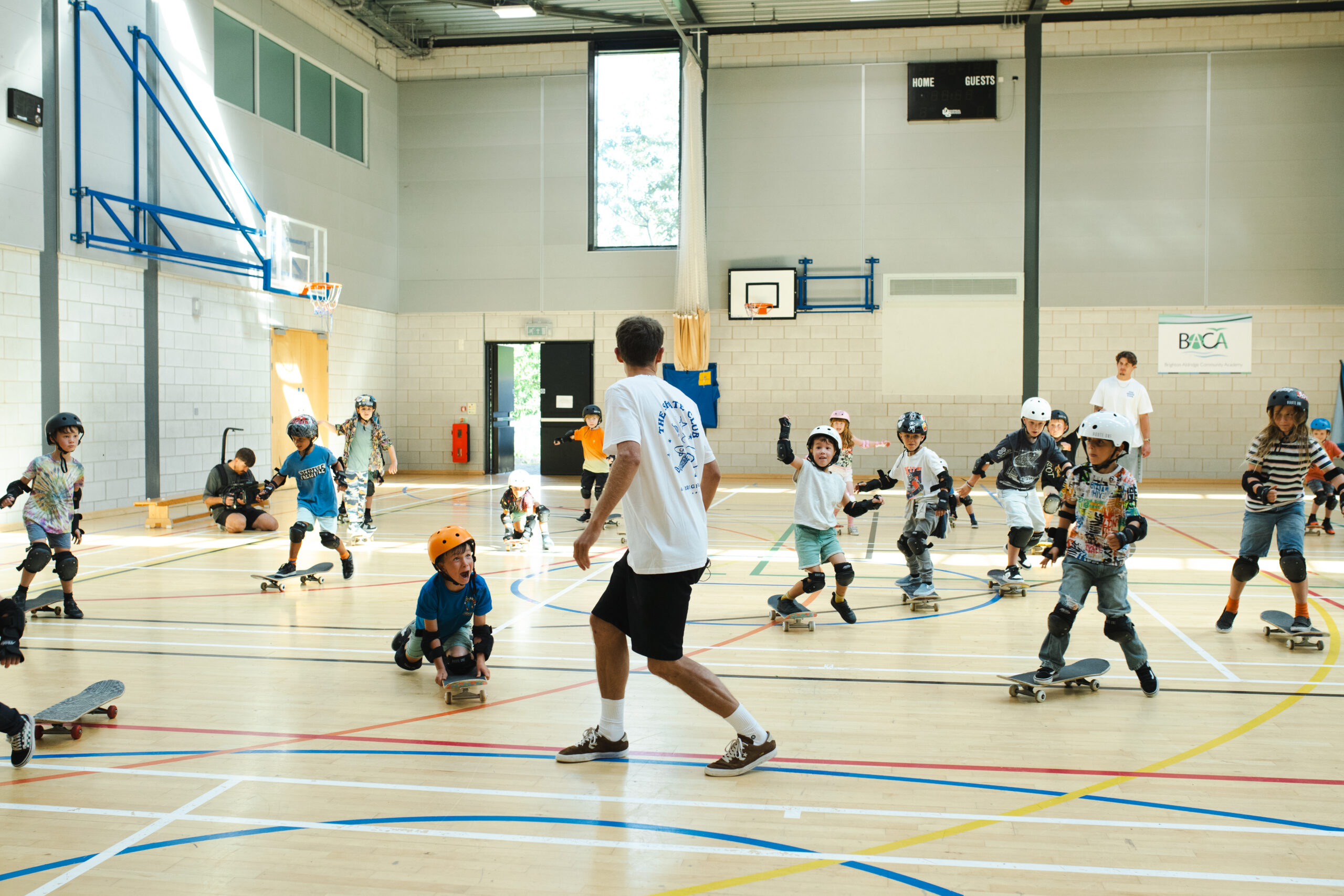 What to Expect at Holiday Skate Club
